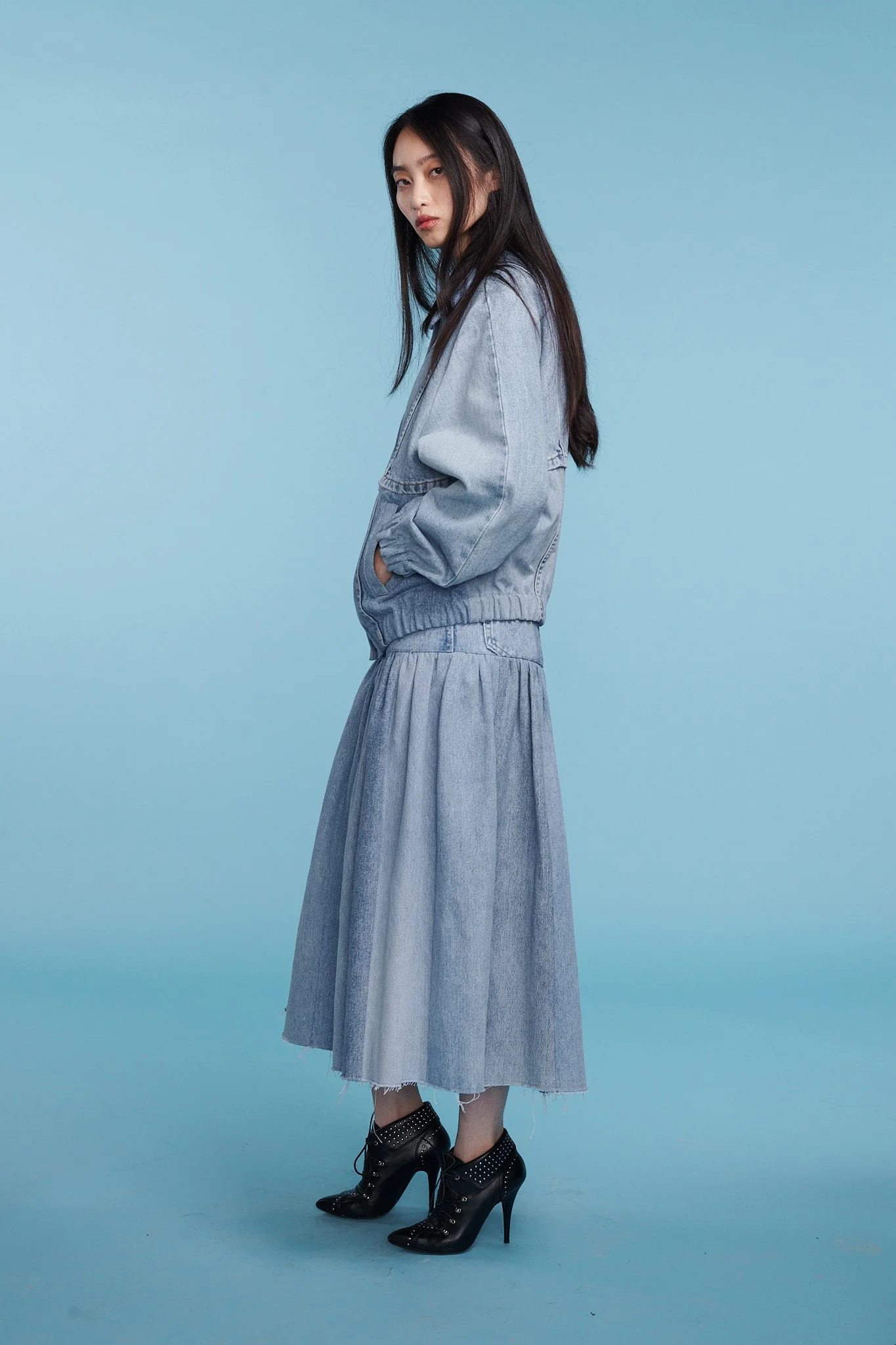 Kara Bomber Jacket Denim Light Blue - Image 4